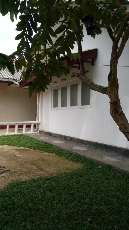 Leisure In Galle Bagian luar foto
